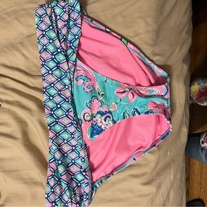 Lilly Pulitzer 2 piece. Size 12. Worn 2 times. Beautiful colors.